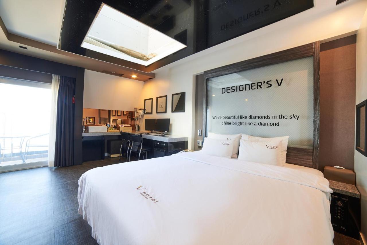 Busan Premium V Hotel Exteriör bild