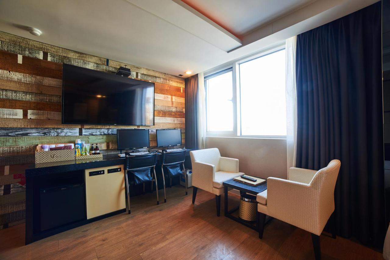 Busan Premium V Hotel Exteriör bild