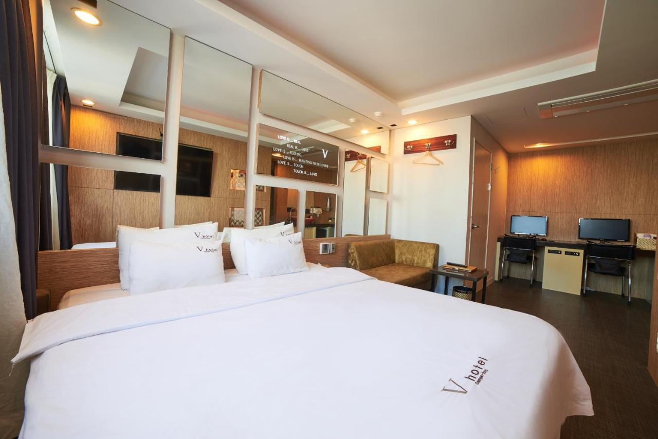 Busan Premium V Hotel Exteriör bild
