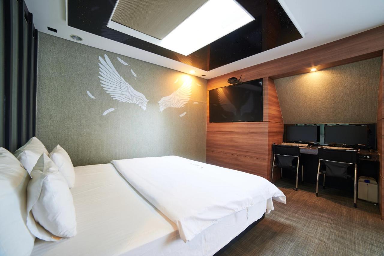 Busan Premium V Hotel Exteriör bild